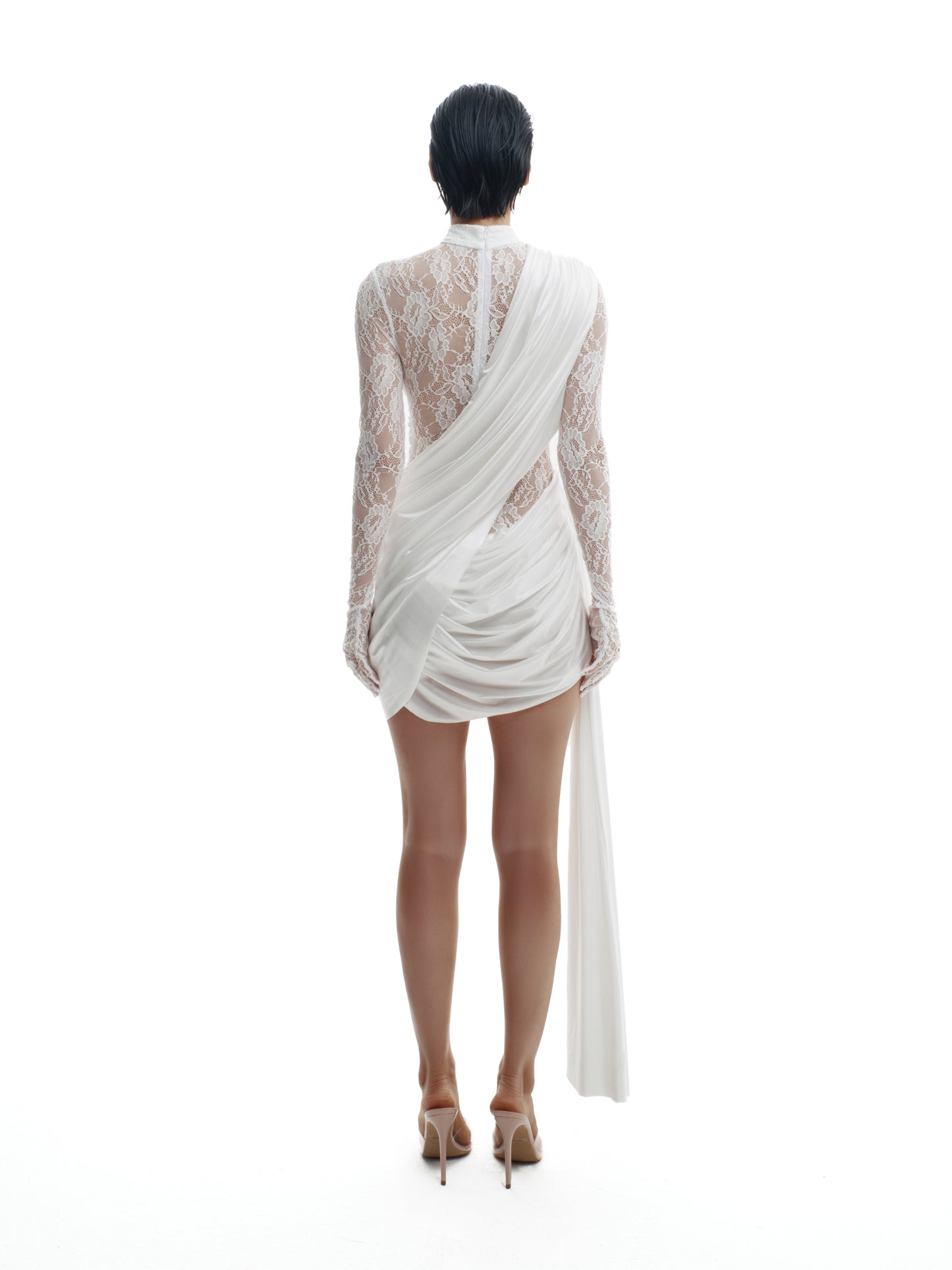 SOFT BUT SPICY - WHITE