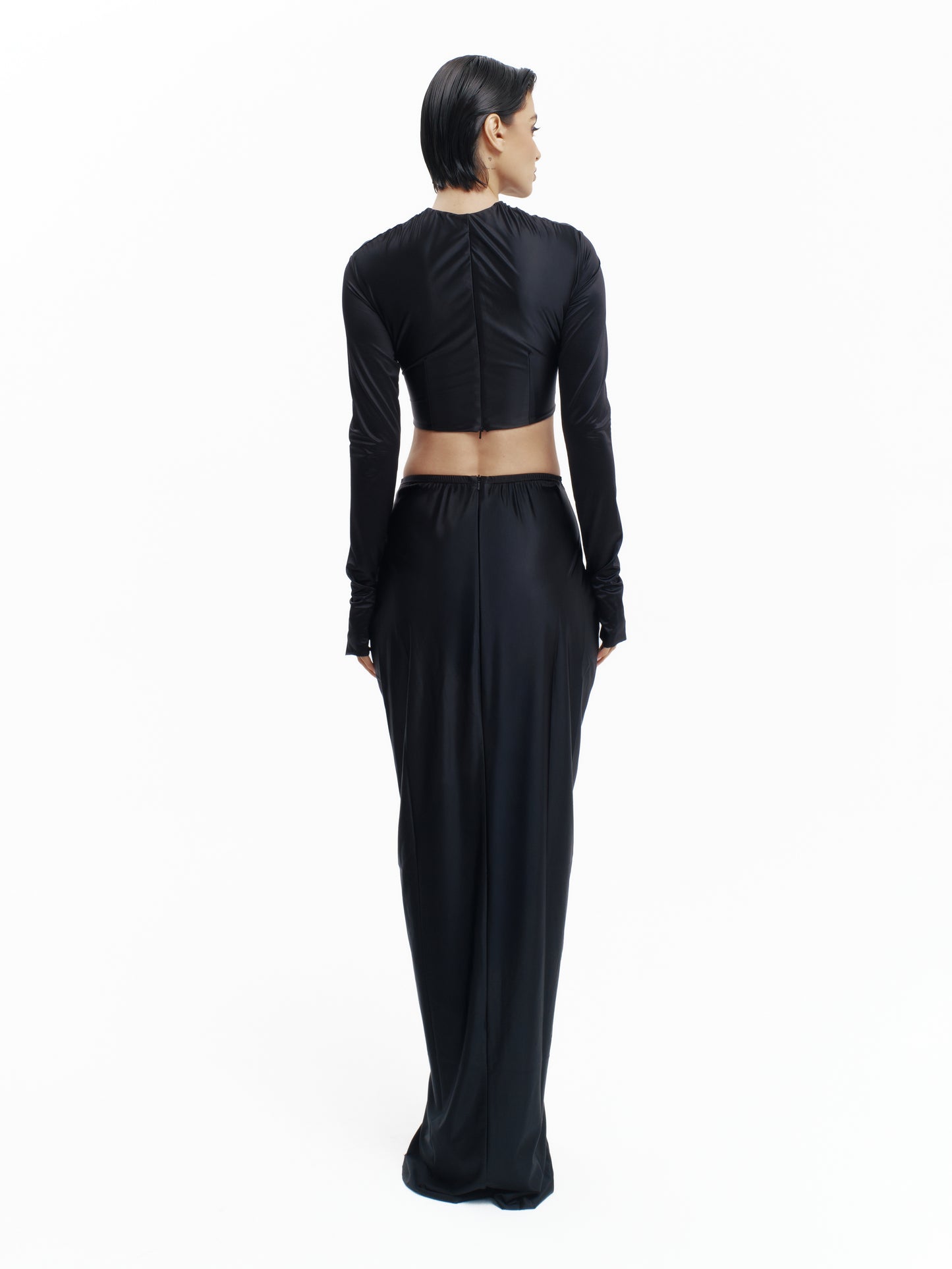 LOW & TWISTED - BLACK