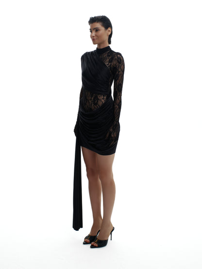 SOFT BUT SPICY - BLACK
