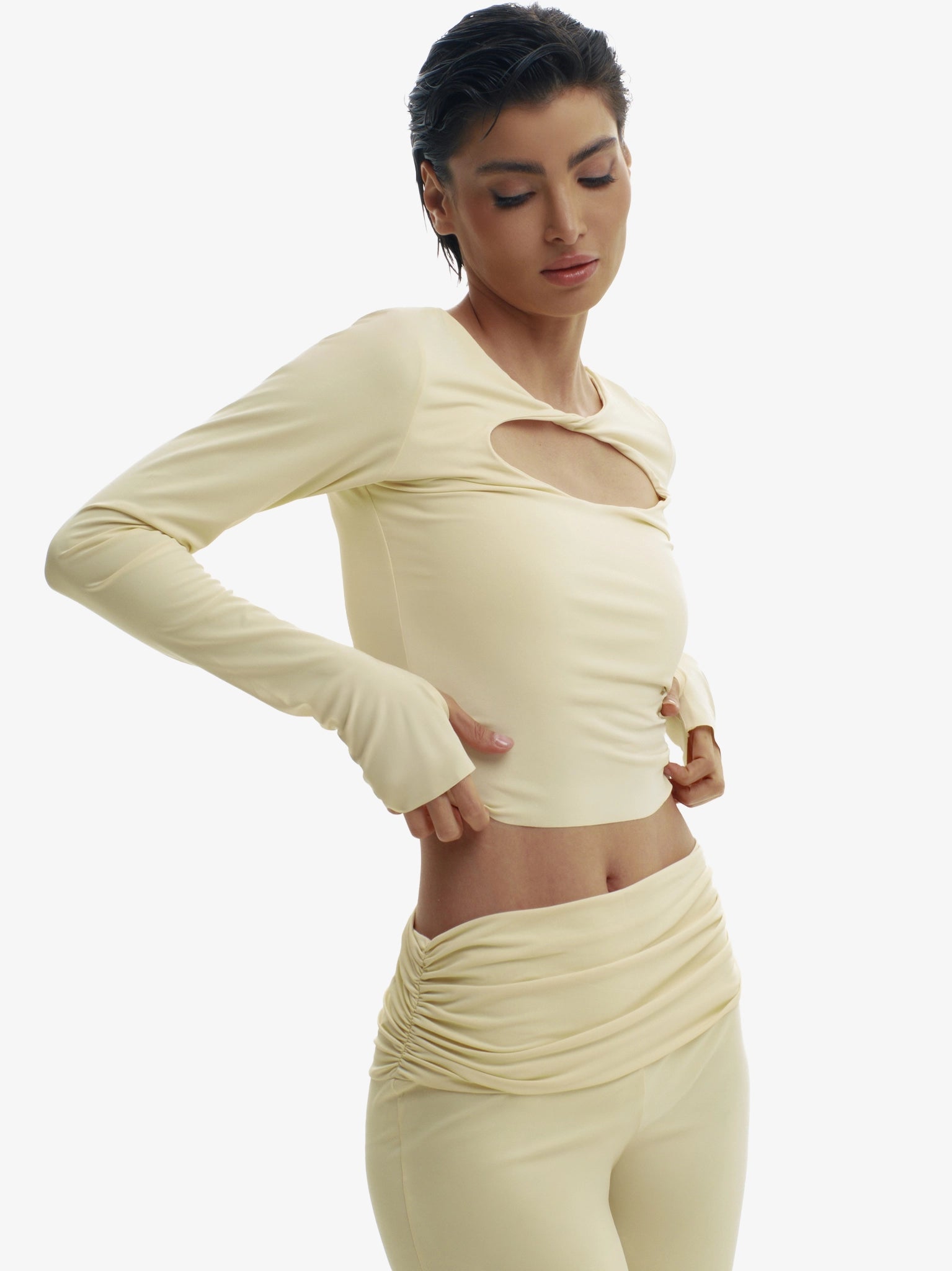 HEARTBREAKER - PASTEL YELLOW - Miruna