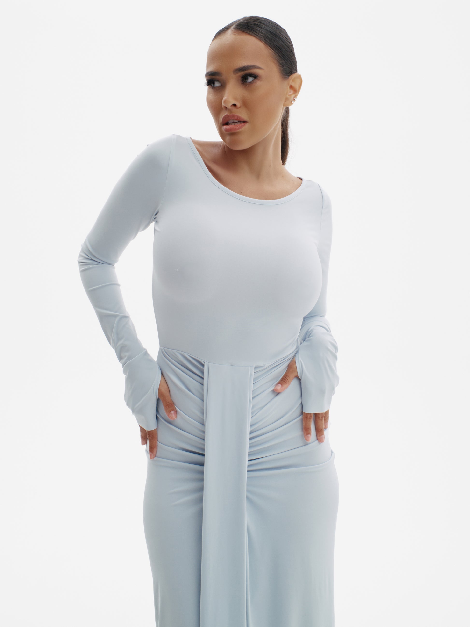 INNOCENT MOVE - PASTEL BLUE - Miruna