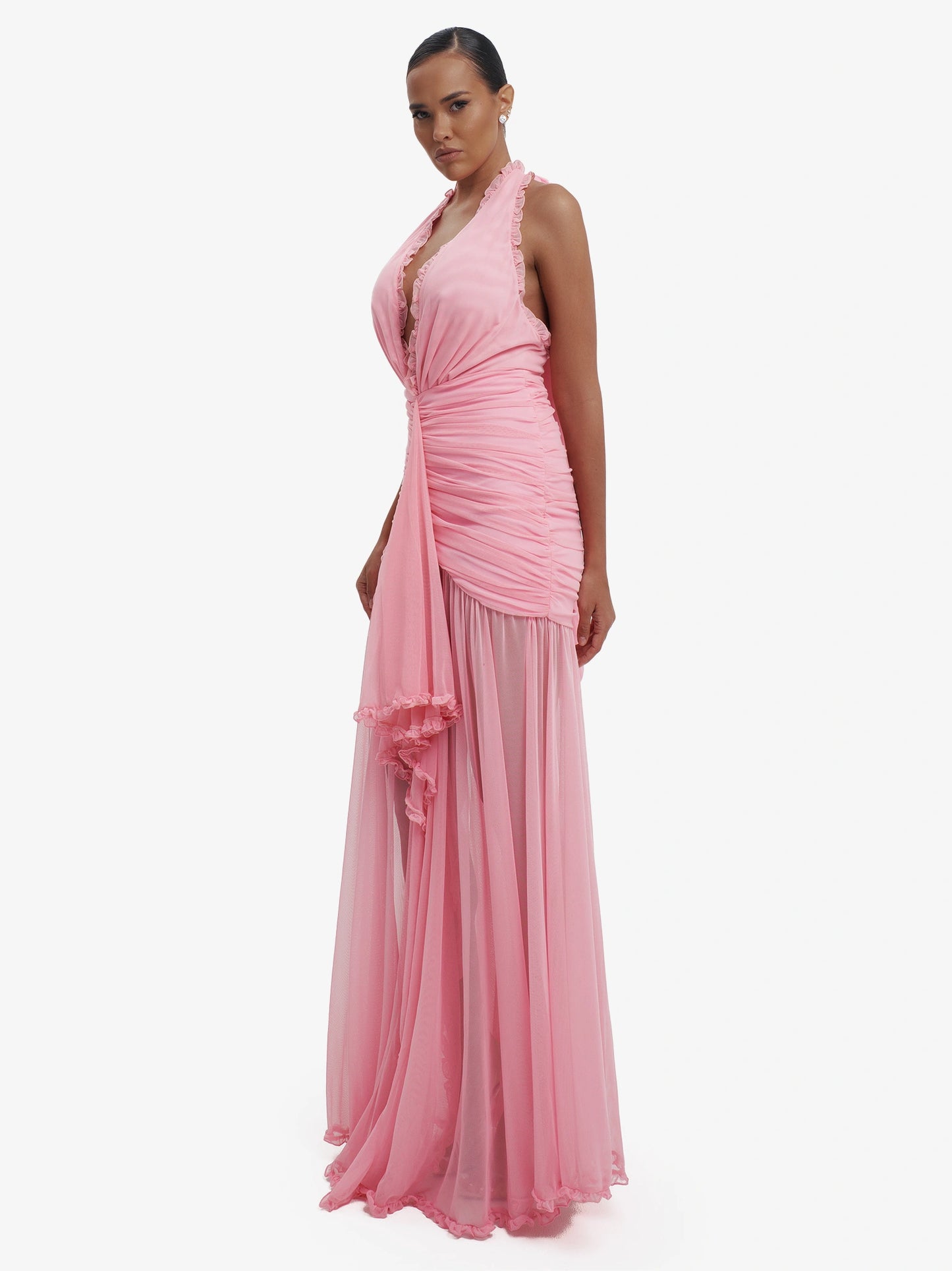 Pink dramatic mermaid dress, luxe evening wear, confident elegance.