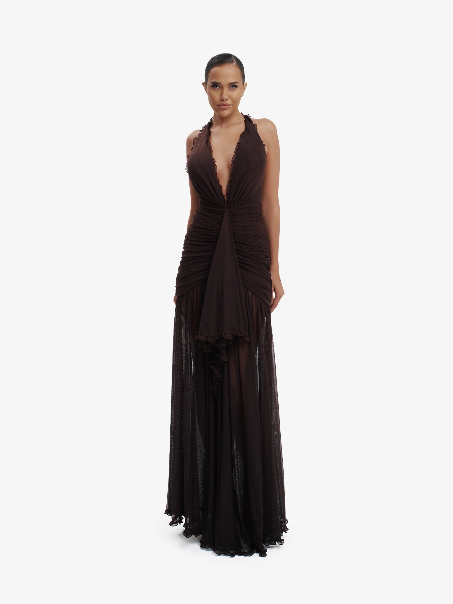 Brown dramatic mermaid dress, luxe evening wear, confident elegance.