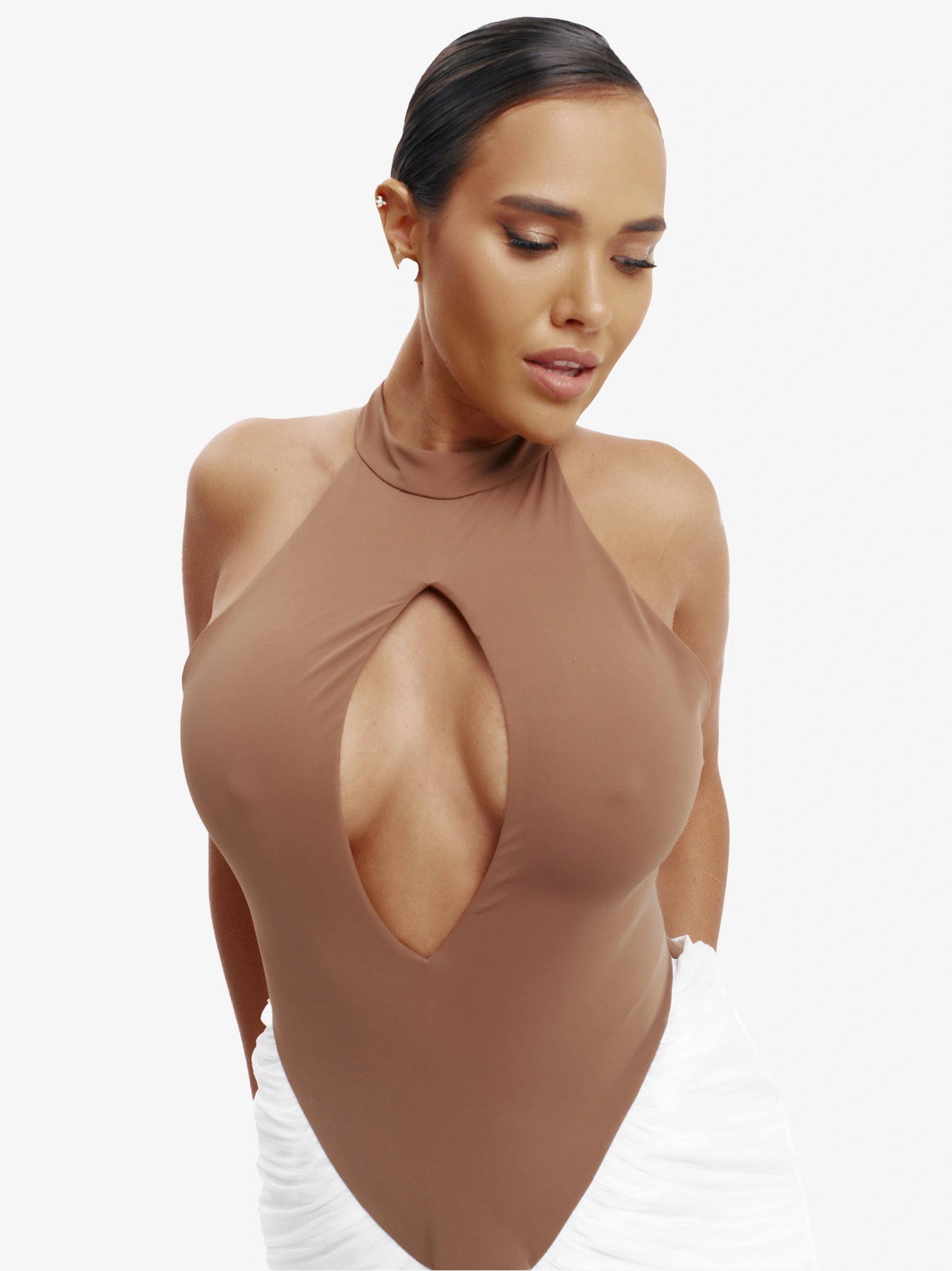 white and brown daring split-detail top, minimalist elegance, effortless modern chic.