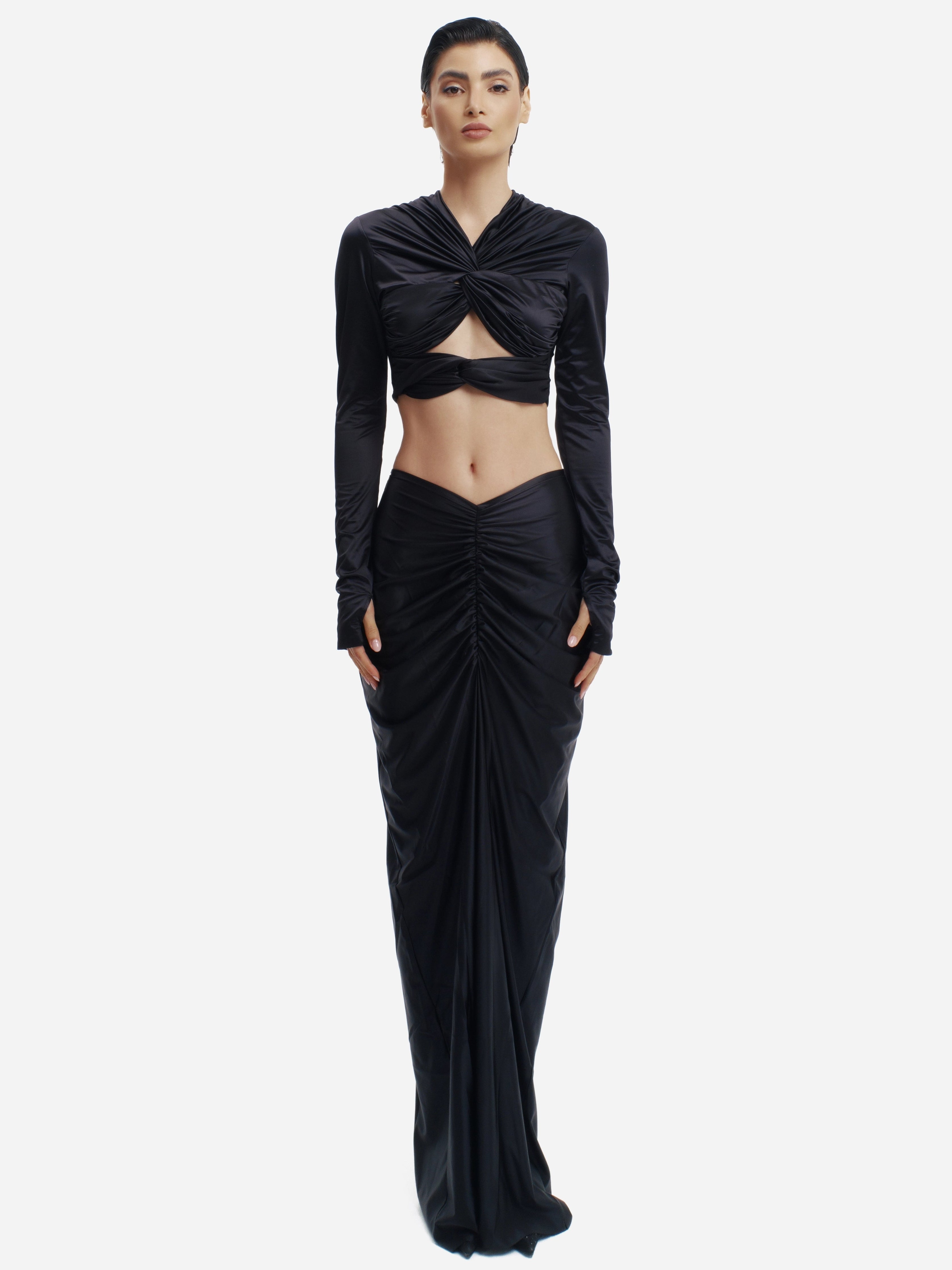 LOW & TWISTED - BLACK